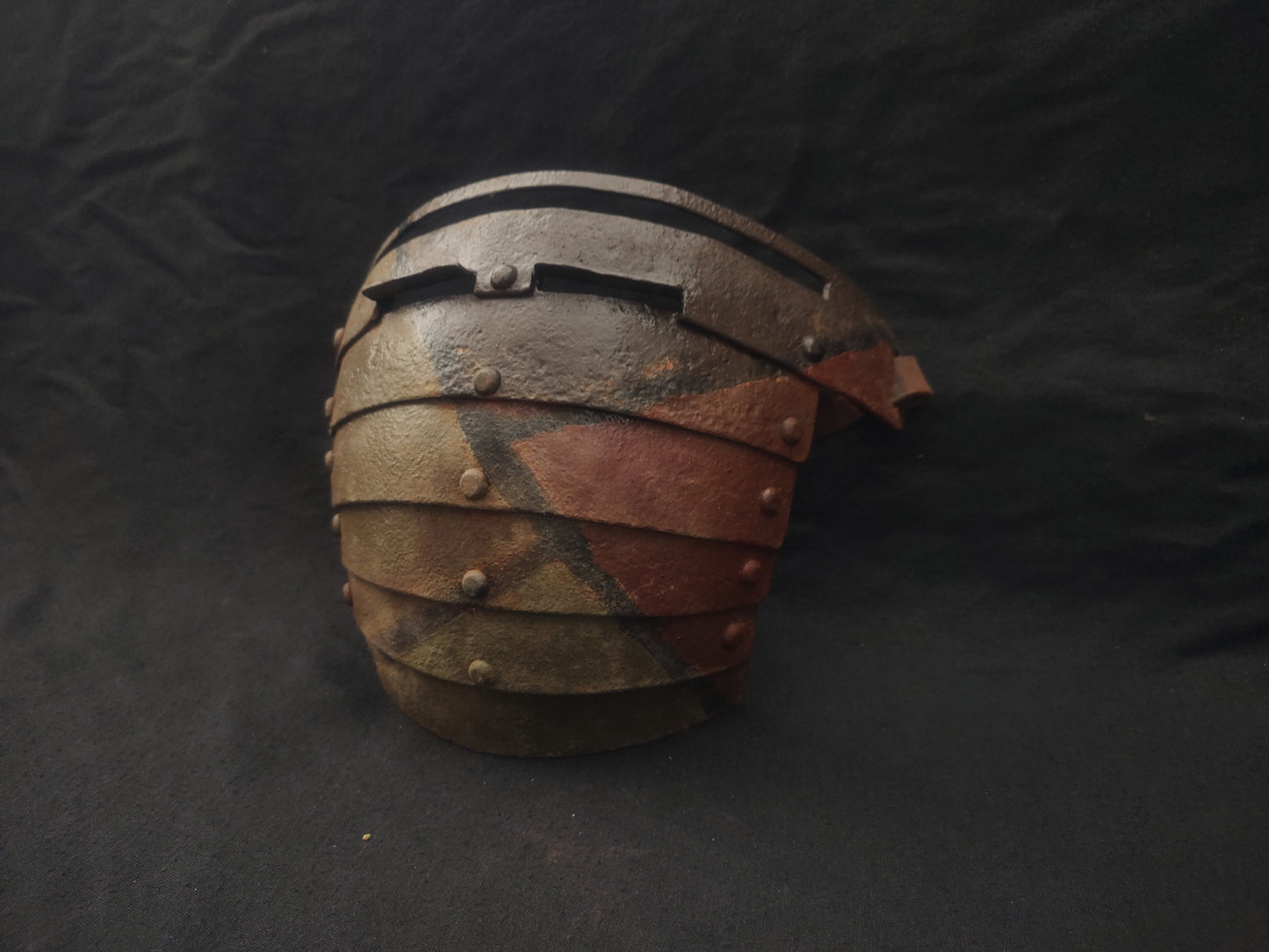 WW1 Face plate for German m1 Helmet realistic reproduction.