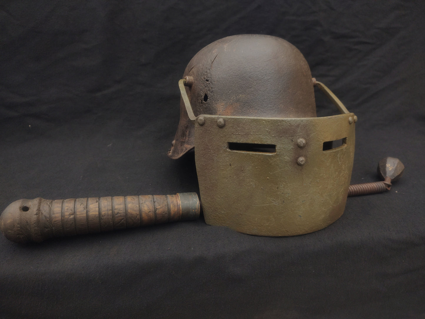 Ww1 face mask for M16 M17 german military helmets realistic reproduction War